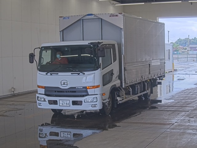 NISSAN UD SERIES