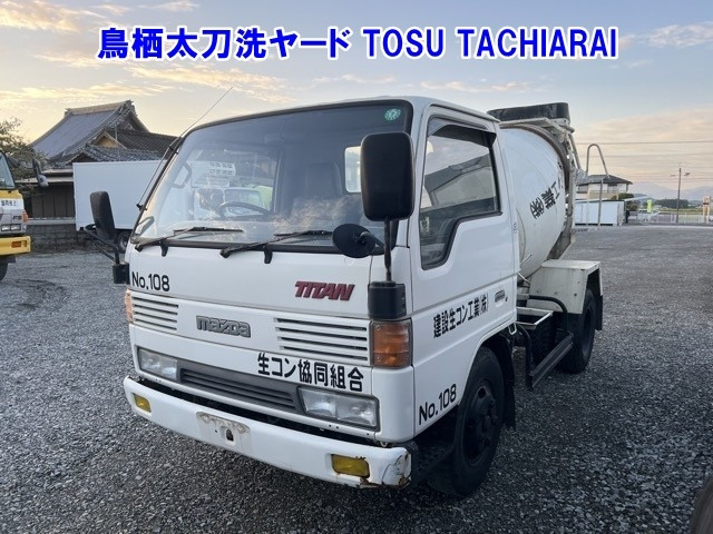 MAZDA TITAN
