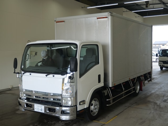 ISUZU ELF — фото