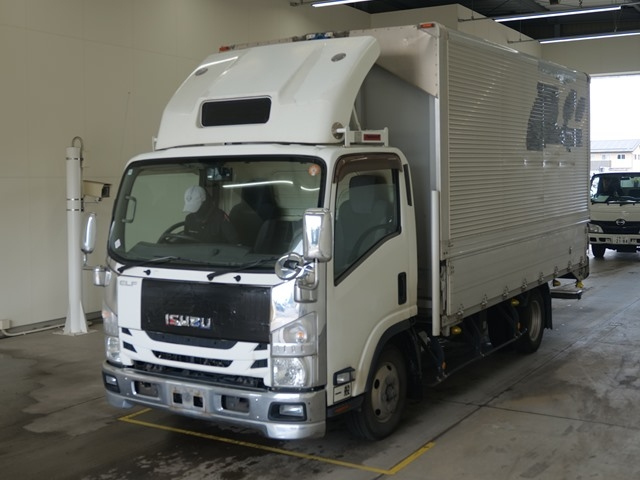 ISUZU ELF — фото