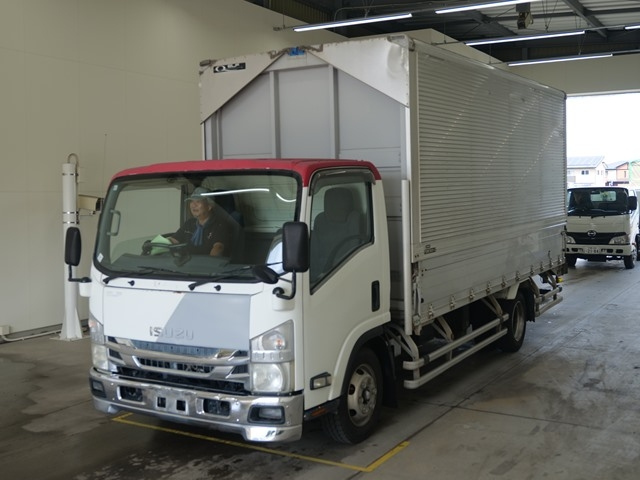 ISUZU ELF — фото