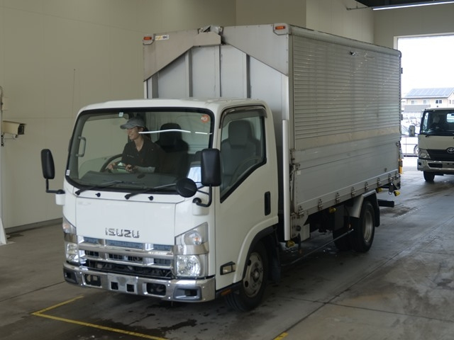 ISUZU ELF — фото