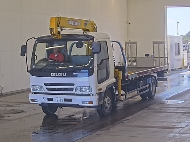 ISUZU FORWARD — фото