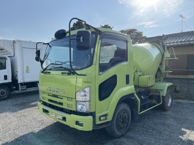 ISUZU FORWARD — фото
