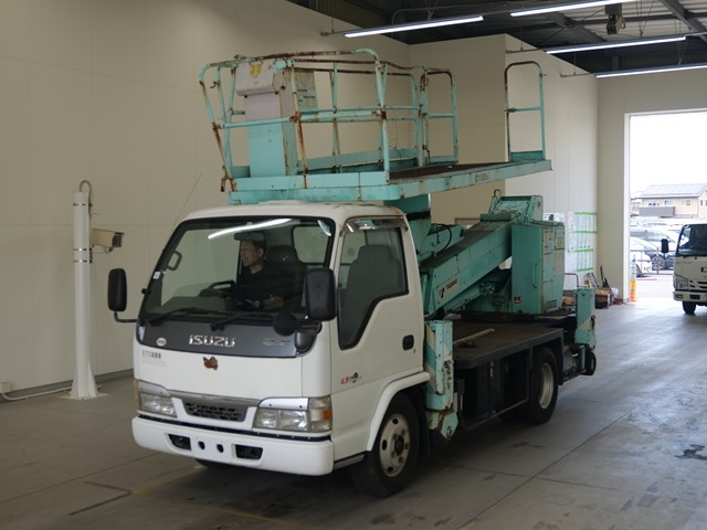 ISUZU ELF — фото