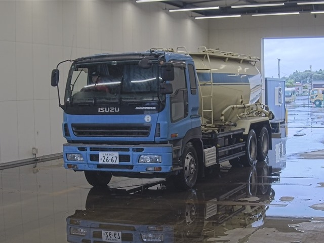 ISUZU GIGA