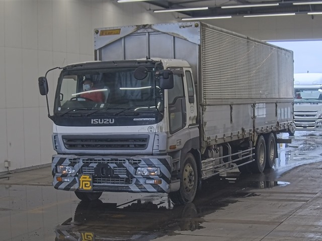 ISUZU GIGA