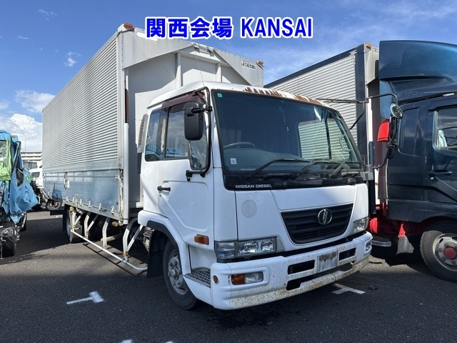 NISSAN CONDOR — фото