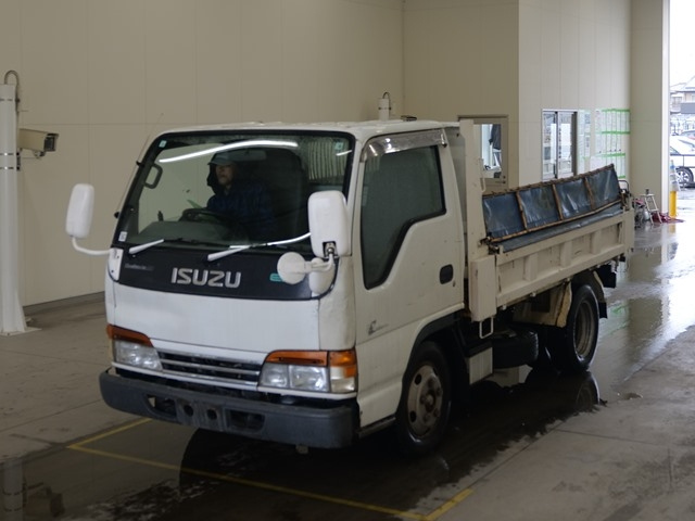 ISUZU ELF — фото