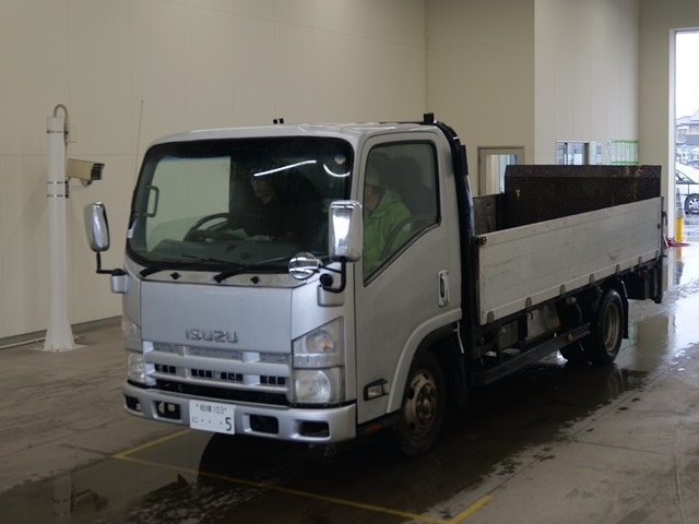 ISUZU ELF — фото