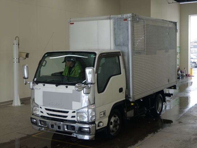 ISUZU ELF — фото