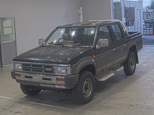 NISSAN DATSUN — фото