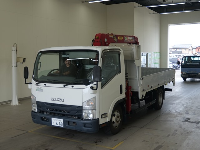 ISUZU ELF — фото