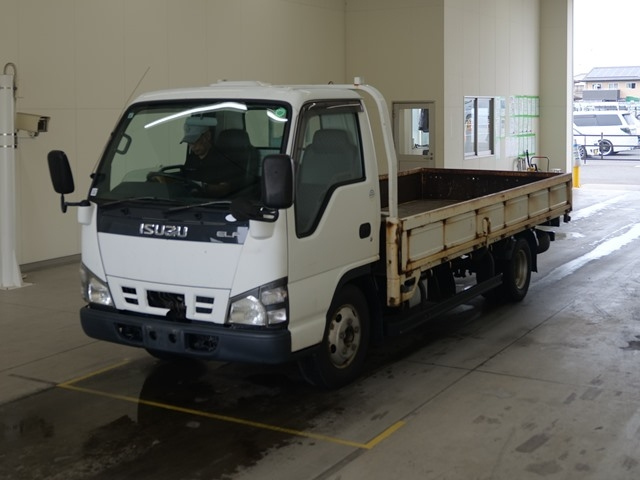 ISUZU ELF — фото