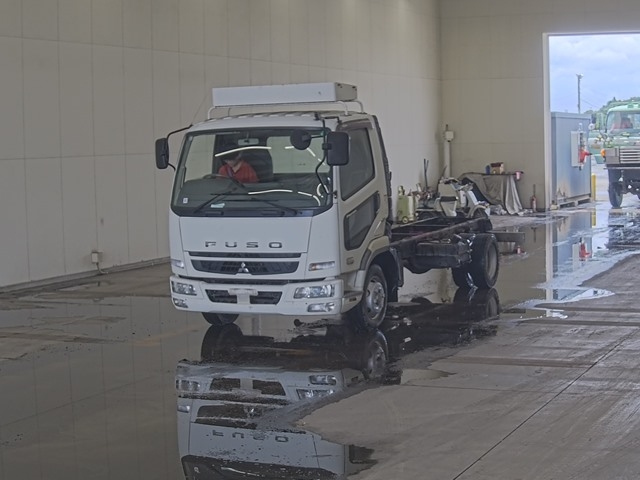 MITSUBISHI FUSO FIGHTER