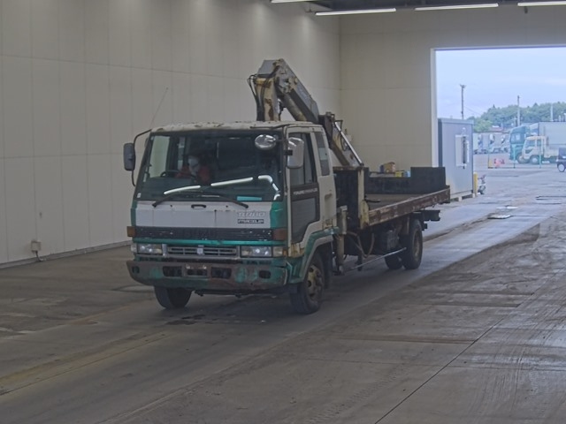 ISUZU FORWARD — фото