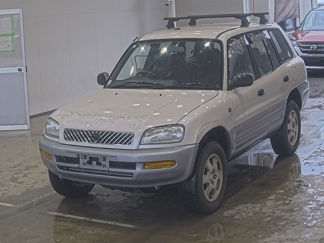 TOYOTA RAV4 — фото