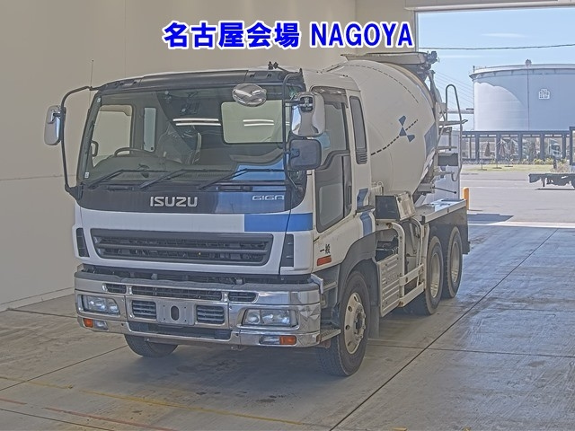 ISUZU GIGA — фото
