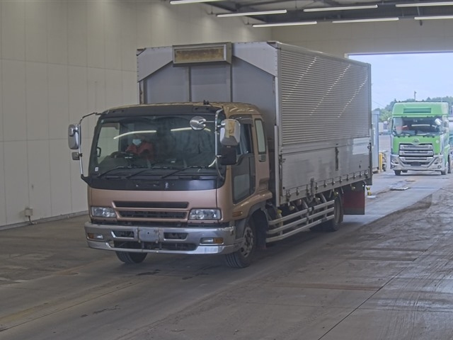 ISUZU FORWARD — фото