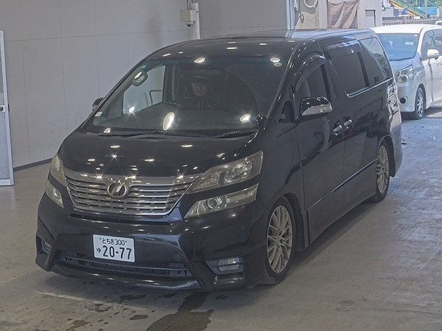 TOYOTA VELLFIRE — фото