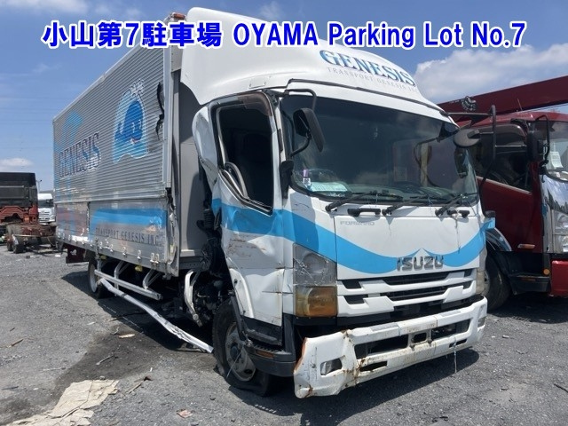 ISUZU FORWARD — фото