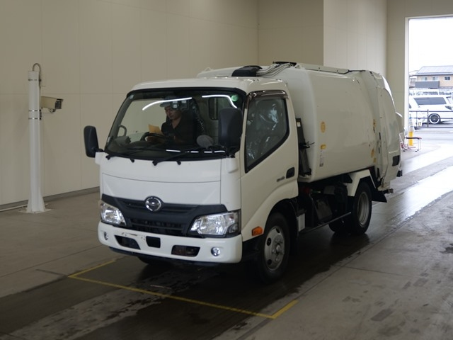 HINO DUTRO — фото
