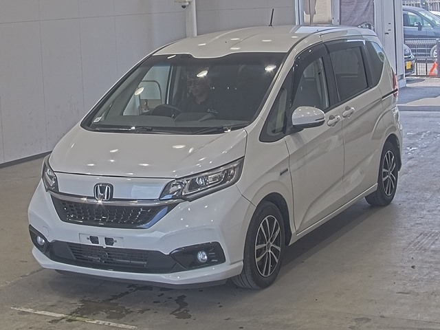 HONDA FREED — фото