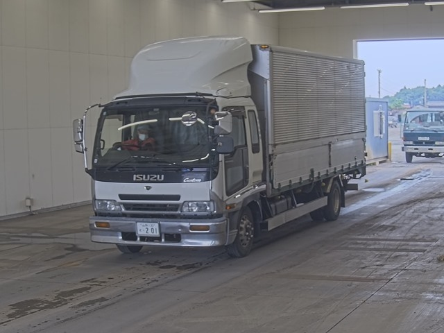 ISUZU FORWARD — фото