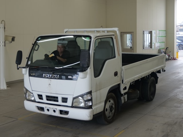 ISUZU ELF — фото