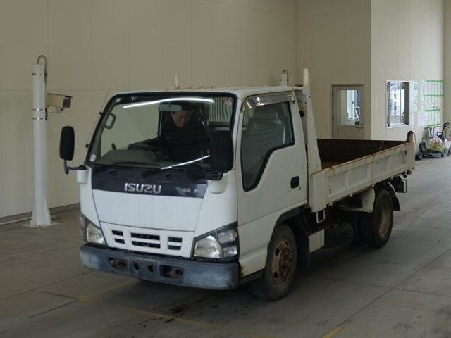 ISUZU ELF — фото