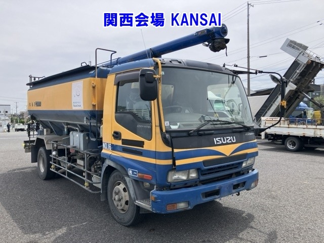 ISUZU FORWARD — фото