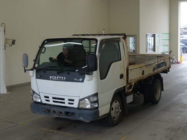 ISUZU ELF — фото