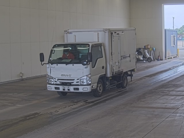 ISUZU ELF — фото