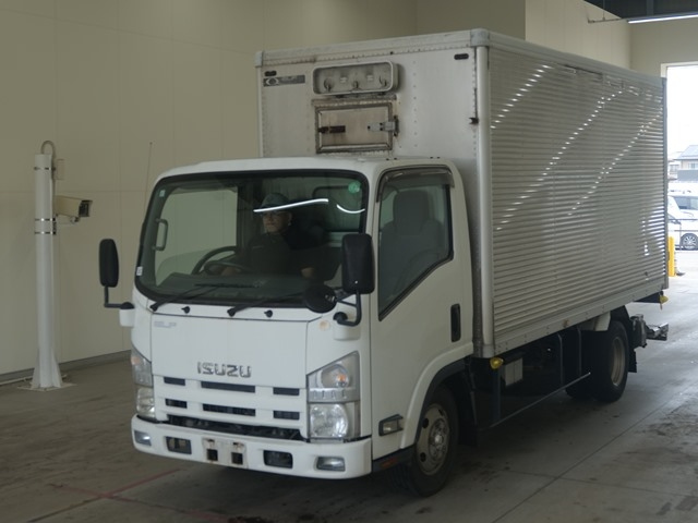 ISUZU ELF — фото