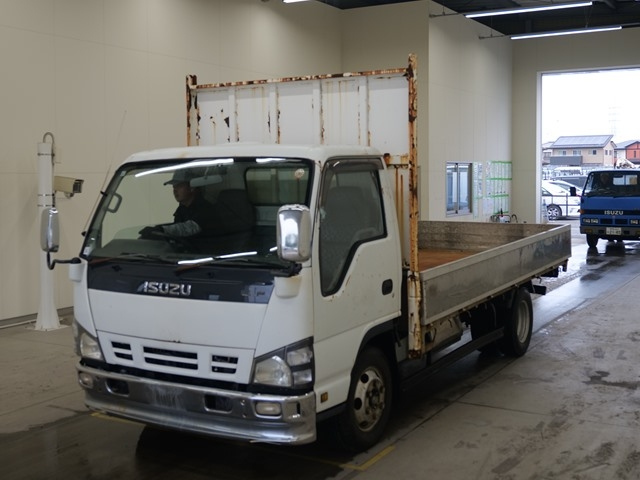 ISUZU ELF — фото