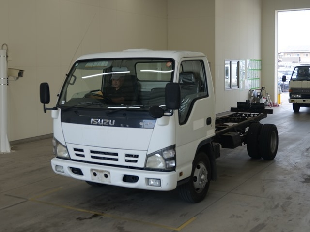 ISUZU ELF — фото