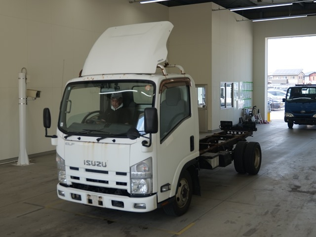 ISUZU ELF — фото
