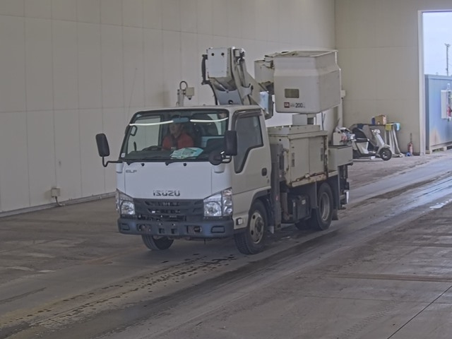 ISUZU ELF — фото