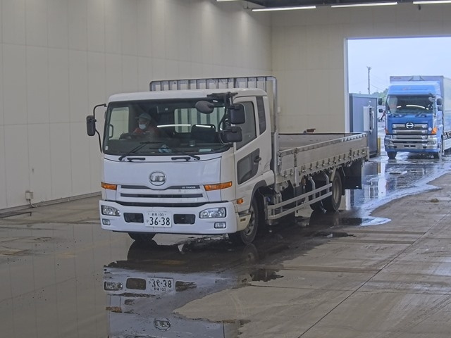 NISSAN CONDOR — фото