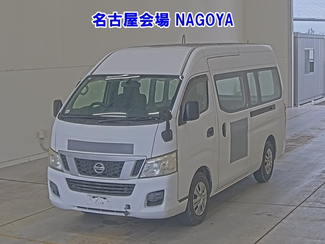 NISSAN CARAVAN — фото