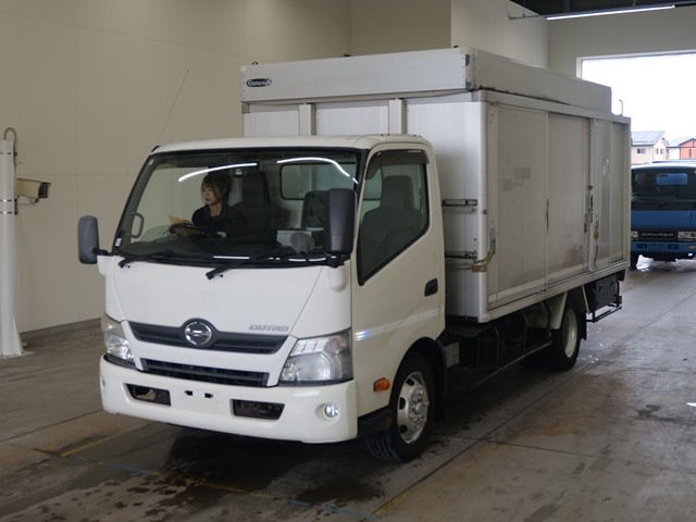HINO DUTRO — фото