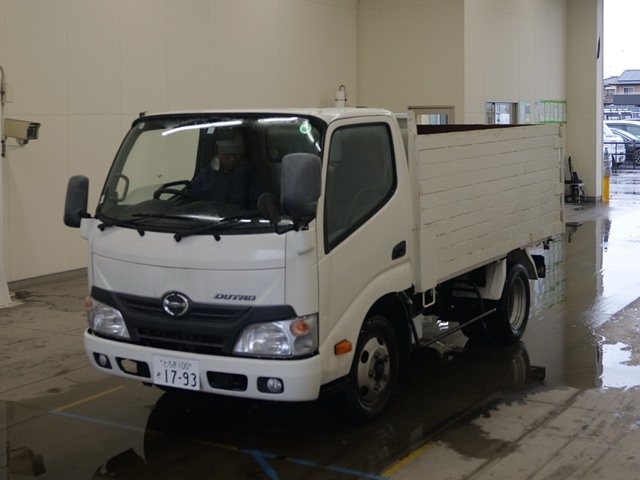 HINO DUTRO — фото