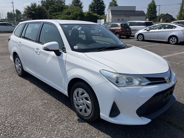 TOYOTA COROLLA — фото