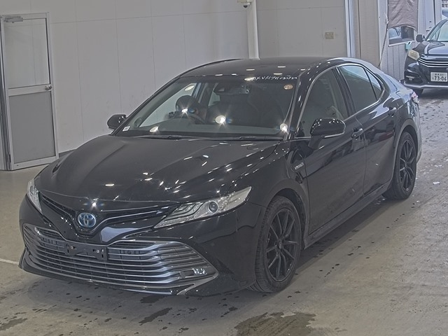 TOYOTA CAMRY — фото