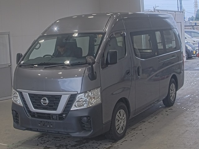 NISSAN CARAVAN — фото