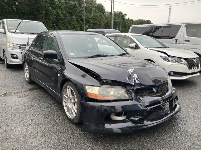 MITSUBISHI LANCER — фото