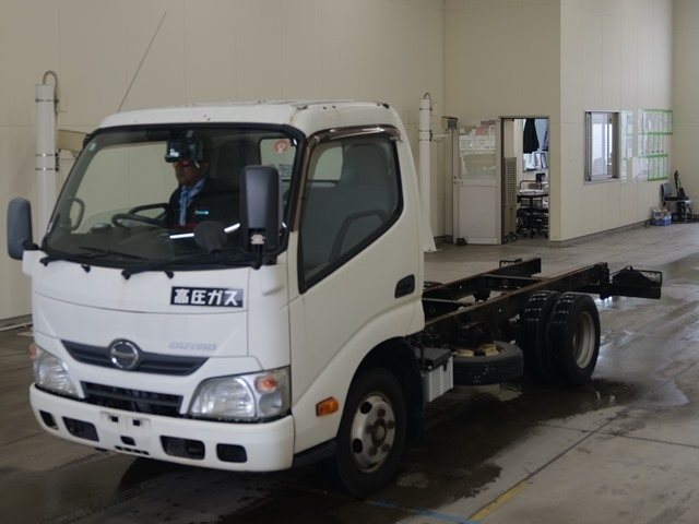 HINO DUTRO — фото