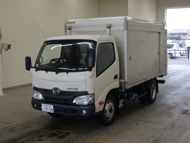 HINO DUTRO — фото