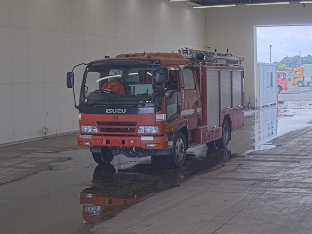 ISUZU FORWARD — фото