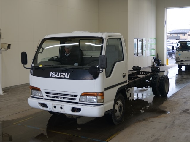 ISUZU ELF — фото